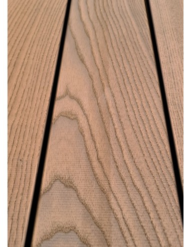Planches de terrasse en Frêne thermo chauffé - à visser - lisses