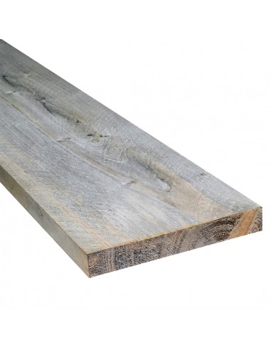 Planche en bois brut