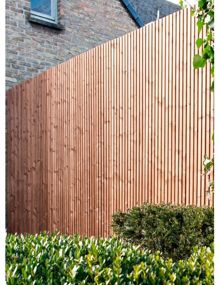 Houten kader voor tuinmuur