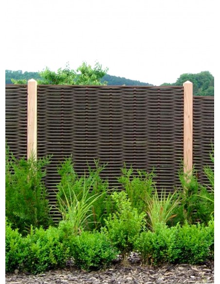 Schutting in gevlochten fiber takken