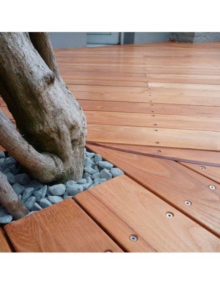 Terrasse en Thermowood Pin