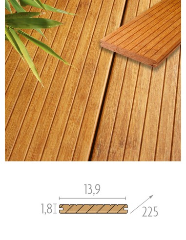 Terras in lichte bamboe