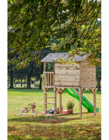 Cabane en hauteur pour enfant