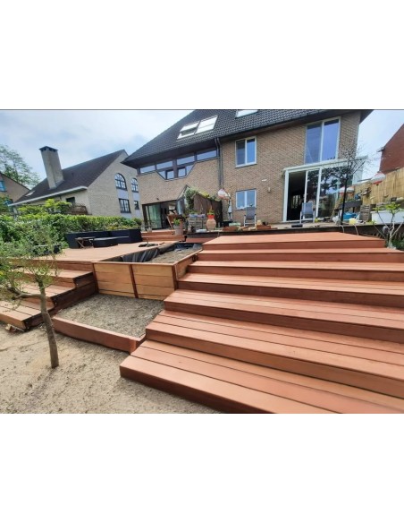 Terrasse en Afrikulu