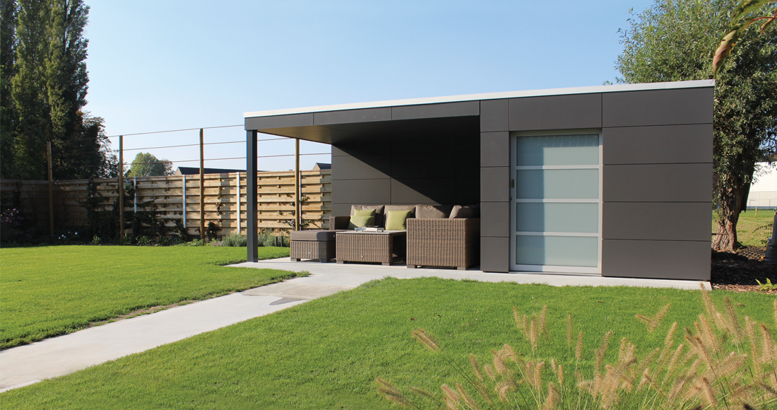 poolhouse Leeuw Saint Pierre