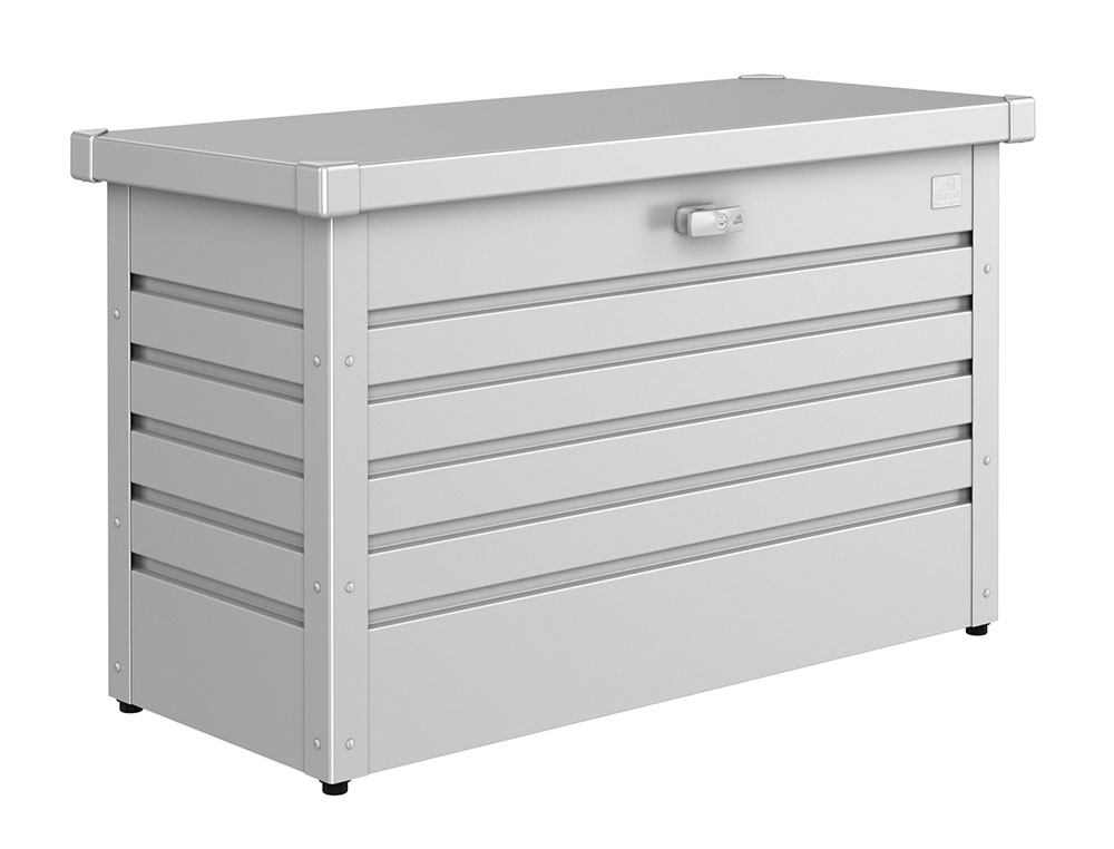 Coffre en métal argenté