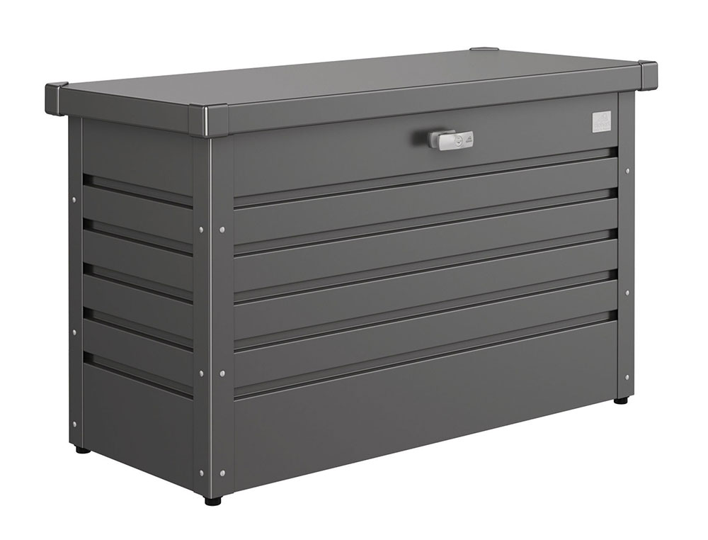 Coffre en métal gris foncé