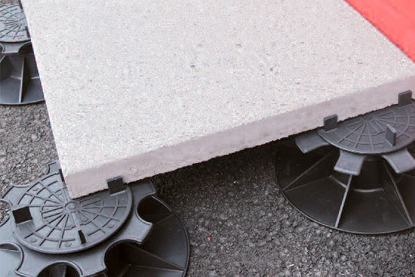 Plots pour dalle de terrasse